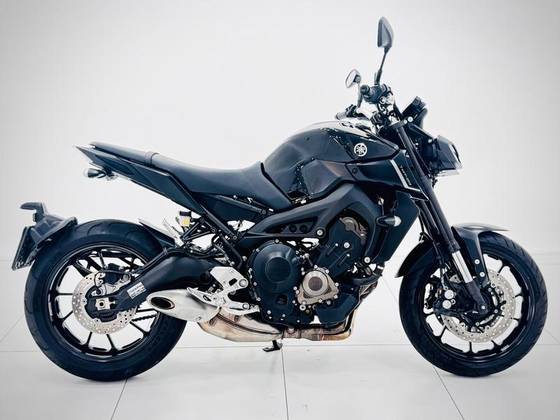 YAMAHA MT-09 